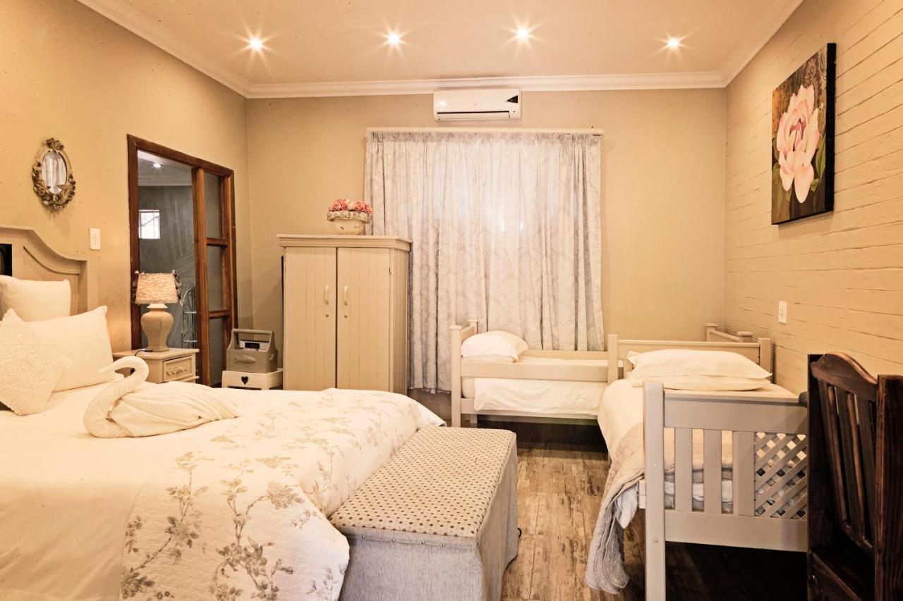 De Loft Guesthouse Piet Retief Exterior foto
